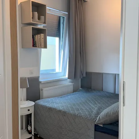 Appartement Z Ogrodkiem Siwa Mewa *